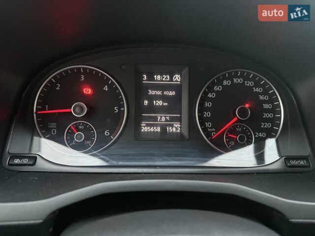 Білий Фольксваген Кадді, об'ємом двигуна 2 л та пробігом 205 тис. км за 16350 $, фото 20 на Automoto.ua