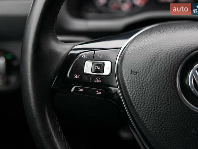 Белый Фольксваген Кадди, объемом двигателя 2 л и пробегом 215 тыс. км за 19800 $, фото 29 на Automoto.ua