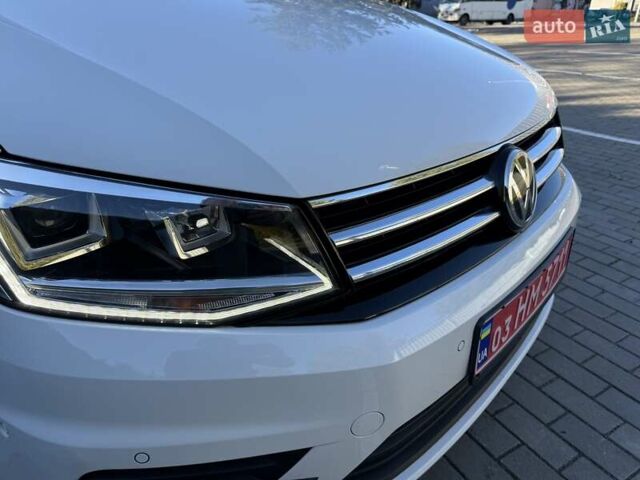 Белый Фольксваген Кадди, объемом двигателя 2 л и пробегом 149 тыс. км за 21200 $, фото 15 на Automoto.ua