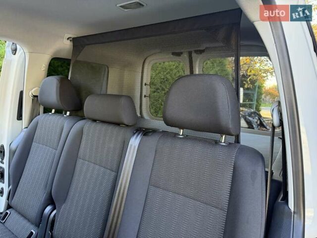 Белый Фольксваген Кадди, объемом двигателя 2 л и пробегом 149 тыс. км за 21200 $, фото 45 на Automoto.ua