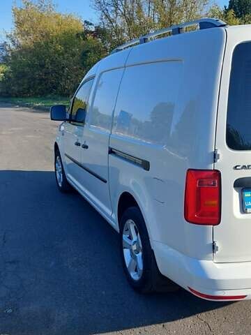 Белый Фольксваген Кадди, объемом двигателя 2 л и пробегом 212 тыс. км за 16650 $, фото 15 на Automoto.ua