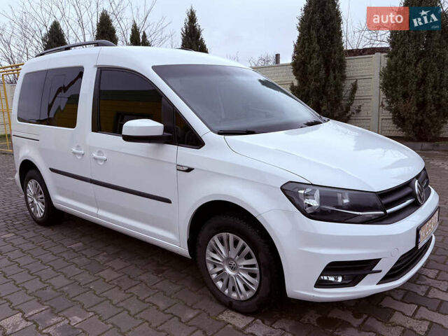 Білий Фольксваген Кадді, об'ємом двигуна 1.97 л та пробігом 187 тис. км за 17000 $, фото 2 на Automoto.ua