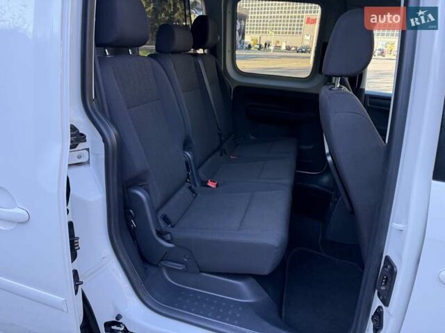 Белый Фольксваген Кадди, объемом двигателя 1.97 л и пробегом 149 тыс. км за 20300 $, фото 20 на Automoto.ua