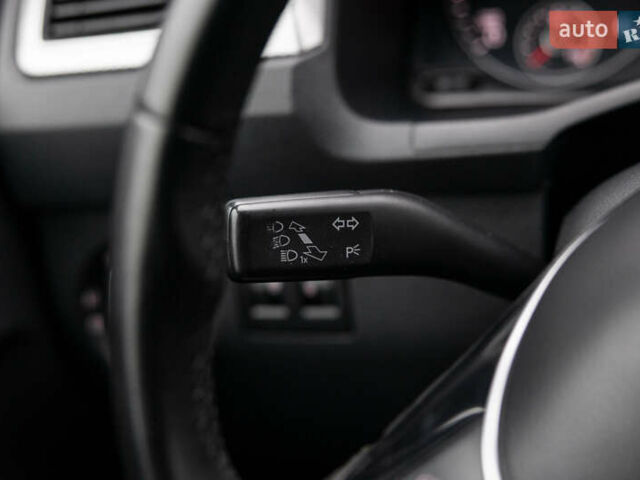 Белый Фольксваген Кадди, объемом двигателя 2 л и пробегом 215 тыс. км за 19800 $, фото 31 на Automoto.ua