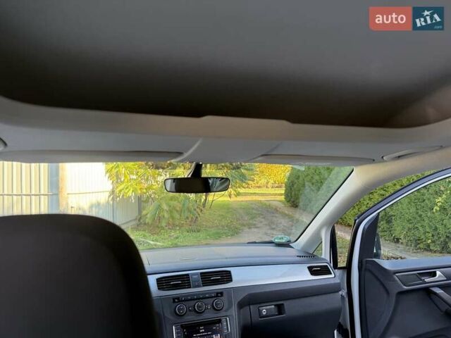 Белый Фольксваген Кадди, объемом двигателя 1.97 л и пробегом 149 тыс. км за 20300 $, фото 45 на Automoto.ua