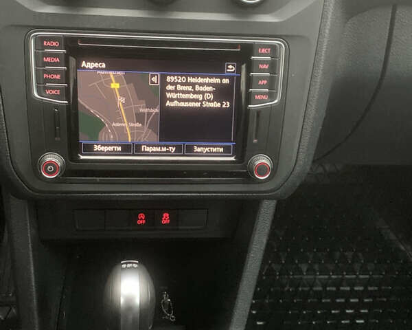 Белый Фольксваген Кадди, объемом двигателя 2 л и пробегом 229 тыс. км за 19777 $, фото 32 на Automoto.ua