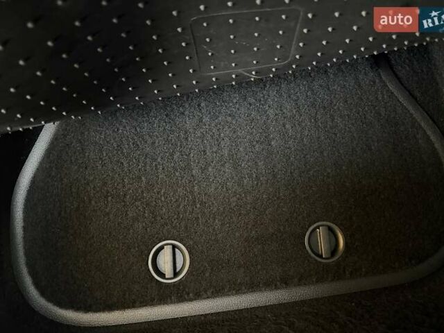 Білий Фольксваген Кадді, об'ємом двигуна 2 л та пробігом 296 тис. км за 16350 $, фото 134 на Automoto.ua