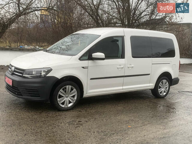Белый Фольксваген Кадди, объемом двигателя 2 л и пробегом 229 тыс. км за 19777 $, фото 2 на Automoto.ua