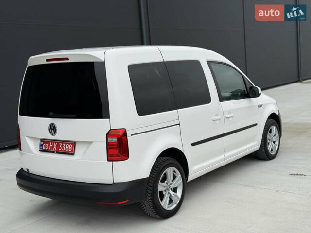 Белый Фольксваген Кадди, объемом двигателя 1.97 л и пробегом 171 тыс. км за 18200 $, фото 14 на Automoto.ua