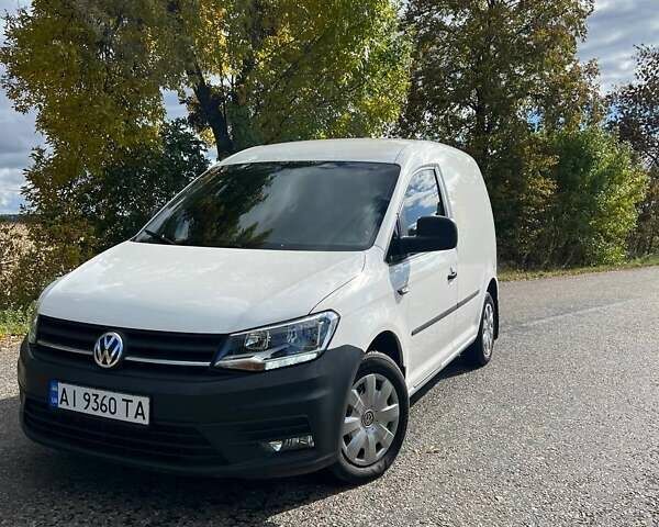 Белый Фольксваген Кадди, объемом двигателя 1.97 л и пробегом 185 тыс. км за 18700 $, фото 5 на Automoto.ua