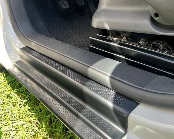 Белый Фольксваген Кадди, объемом двигателя 1.97 л и пробегом 185 тыс. км за 18700 $, фото 49 на Automoto.ua