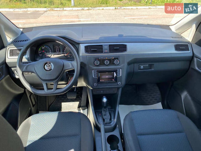 Фольксваген Кадди 2020 в Житомире на Automoto.ua Белый Фольксваген Кадди, объемом двигателя 0 л и пробегом 10 тыс. км за 18900 $, фото 12 на Automoto.ua