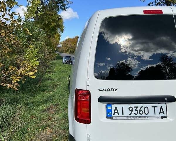 Белый Фольксваген Кадди, объемом двигателя 1.97 л и пробегом 185 тыс. км за 18700 $, фото 26 на Automoto.ua