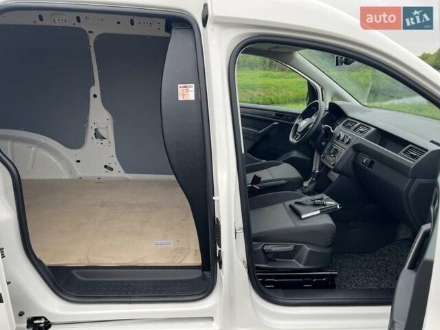 Фольксваген Кадди 2020 в Львове на Automoto.ua Белый Фольксваген Кадди, объемом двигателя 1.4 л и пробегом 60 тыс. км за 13999 $, фото 13 на Automoto.ua