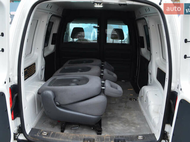 Білий Фольксваген Кадді, об'ємом двигуна 1.97 л та пробігом 221 тис. км за 16700 $, фото 9 на Automoto.ua