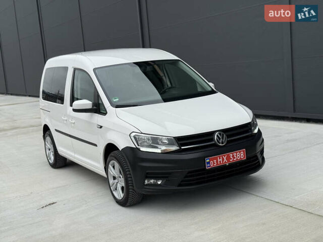 Белый Фольксваген Кадди, объемом двигателя 1.97 л и пробегом 171 тыс. км за 18200 $, фото 20 на Automoto.ua