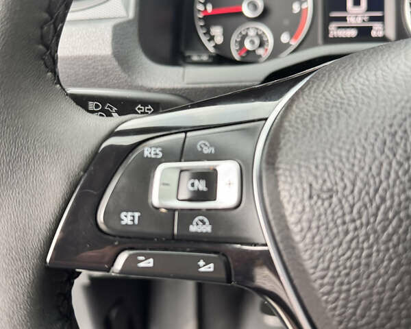 Фольксваген Кадди 2020 в Киеве на Automoto.ua Белый Фольксваген Кадди, объемом двигателя 2 л и пробегом 218 тыс. км за 15581 $, фото 21 на Automoto.ua