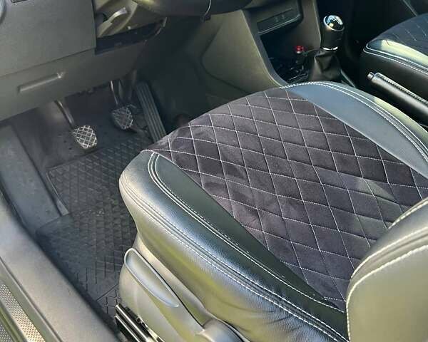 Белый Фольксваген Кадди, объемом двигателя 1.97 л и пробегом 185 тыс. км за 18700 $, фото 41 на Automoto.ua