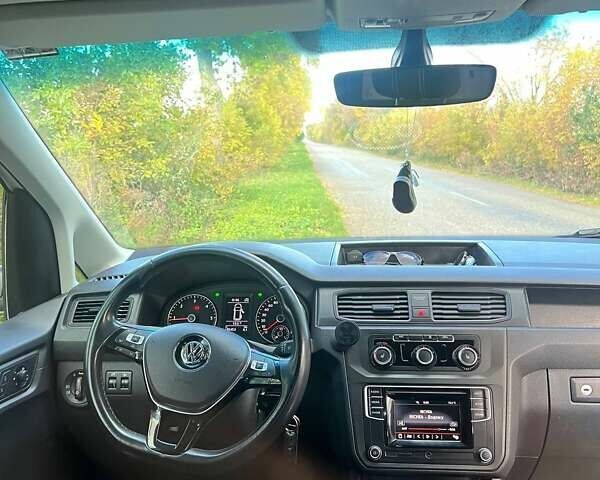 Белый Фольксваген Кадди, объемом двигателя 1.97 л и пробегом 185 тыс. км за 18700 $, фото 43 на Automoto.ua