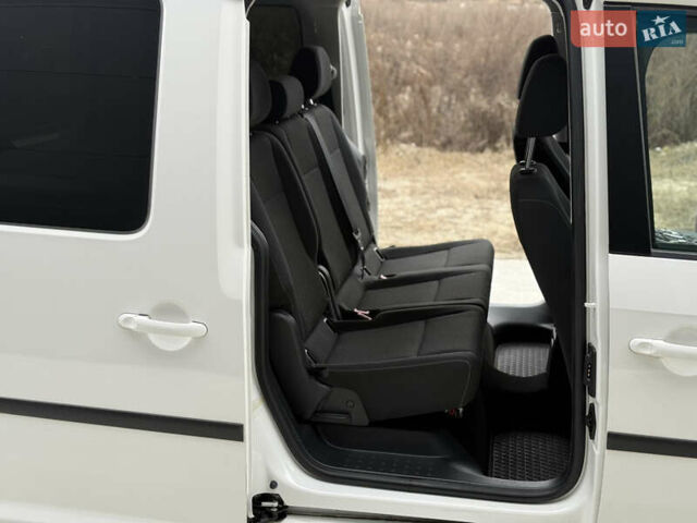 Белый Фольксваген Кадди, объемом двигателя 1.97 л и пробегом 171 тыс. км за 18200 $, фото 34 на Automoto.ua