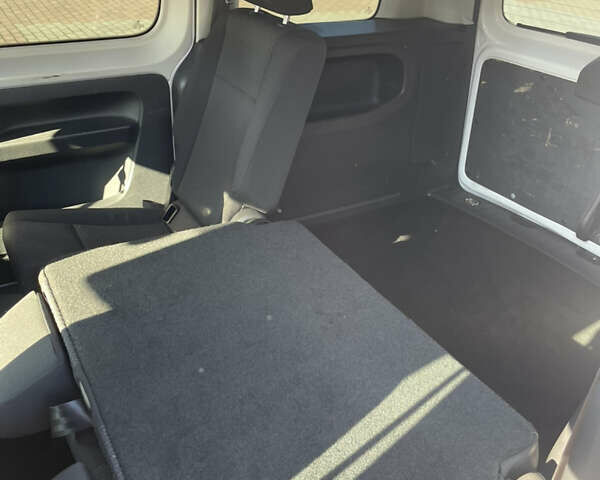 Фольксваген Кадди 2020 в Мукачеве на Automoto.ua Белый Фольксваген Кадди, объемом двигателя 1.97 л и пробегом 231 тыс. км за 16500 $, фото 25 на Automoto.ua