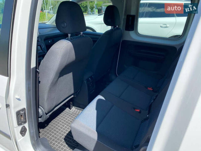 Фольксваген Кадди 2020 в Житомире на Automoto.ua Белый Фольксваген Кадди, объемом двигателя 0 л и пробегом 10 тыс. км за 18900 $, фото 10 на Automoto.ua