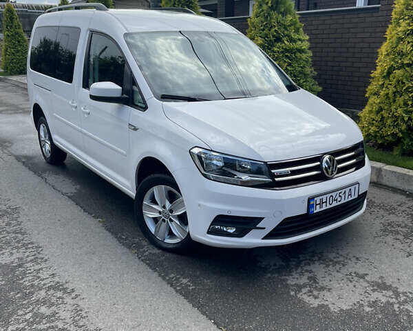 Білий Фольксваген Кадді, об'ємом двигуна 1.97 л та пробігом 210 тис. км за 23700 $, фото 1 на Automoto.ua