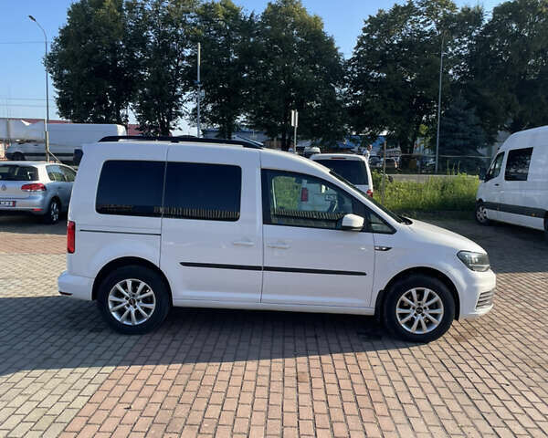 Фольксваген Кадди 2020 в Мукачеве на Automoto.ua Белый Фольксваген Кадди, объемом двигателя 1.97 л и пробегом 231 тыс. км за 16500 $, фото 6 на Automoto.ua