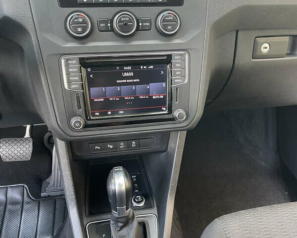 Білий Фольксваген Кадді, об'ємом двигуна 1.97 л та пробігом 210 тис. км за 23700 $, фото 10 на Automoto.ua