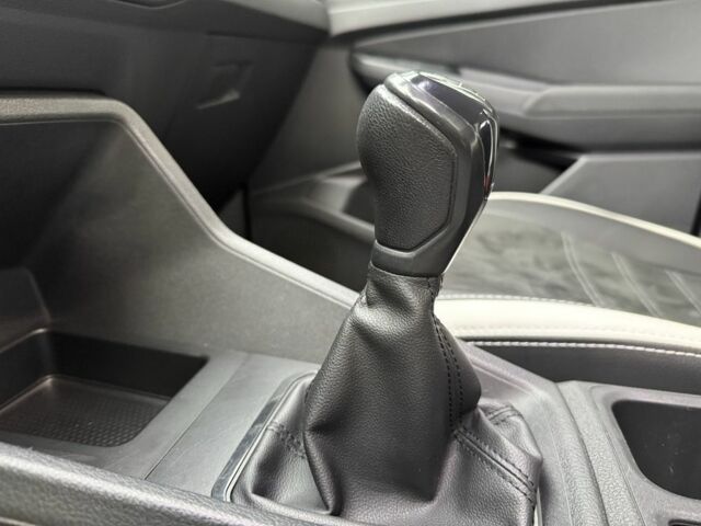 Белый Фольксваген Кадди, объемом двигателя 2 л и пробегом 223 тыс. км за 20999 $, фото 21 на Automoto.ua