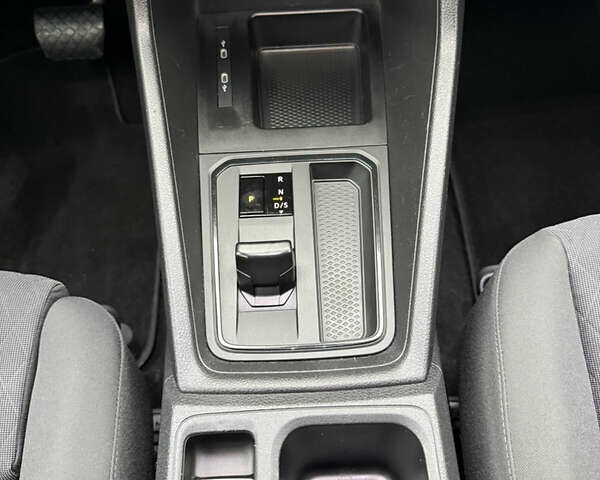 Белый Фольксваген Кадди, объемом двигателя 2 л и пробегом 240 тыс. км за 22500 $, фото 14 на Automoto.ua