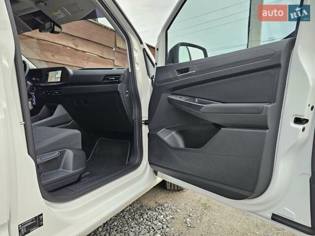 Белый Фольксваген Кадди, объемом двигателя 1.97 л и пробегом 183 тыс. км за 22950 $, фото 43 на Automoto.ua