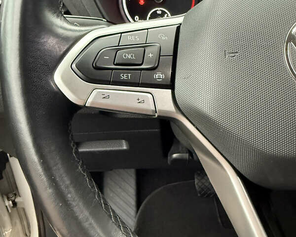 Белый Фольксваген Кадди, объемом двигателя 2 л и пробегом 240 тыс. км за 22500 $, фото 16 на Automoto.ua