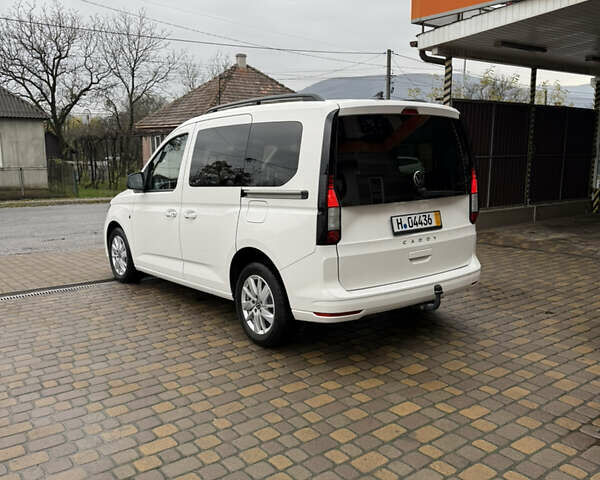 Белый Фольксваген Кадди, объемом двигателя 2 л и пробегом 240 тыс. км за 22500 $, фото 6 на Automoto.ua