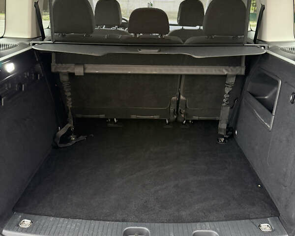 Белый Фольксваген Кадди, объемом двигателя 2 л и пробегом 240 тыс. км за 22500 $, фото 22 на Automoto.ua