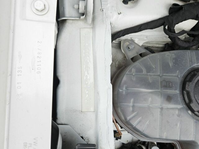 Белый Фольксваген Кадди, объемом двигателя 2 л и пробегом 203 тыс. км за 25900 $, фото 12 на Automoto.ua