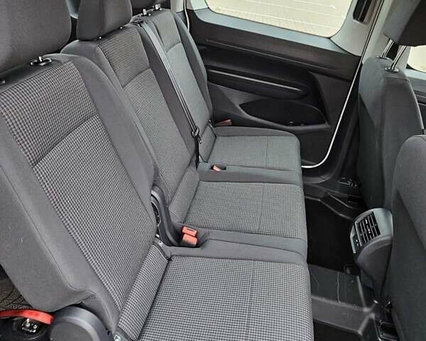 Белый Фольксваген Кадди, объемом двигателя 2 л и пробегом 203 тыс. км за 26300 $, фото 9 на Automoto.ua