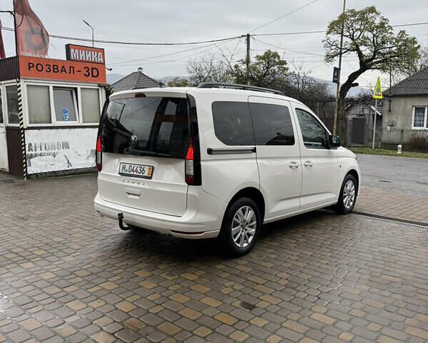 Белый Фольксваген Кадди, объемом двигателя 2 л и пробегом 240 тыс. км за 22500 $, фото 4 на Automoto.ua