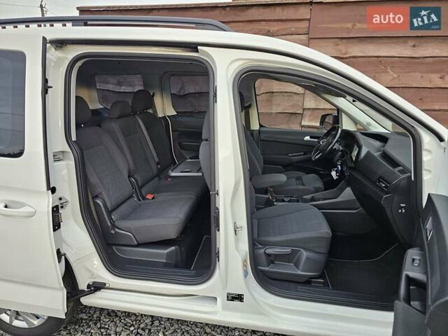Белый Фольксваген Кадди, объемом двигателя 1.97 л и пробегом 183 тыс. км за 22950 $, фото 46 на Automoto.ua