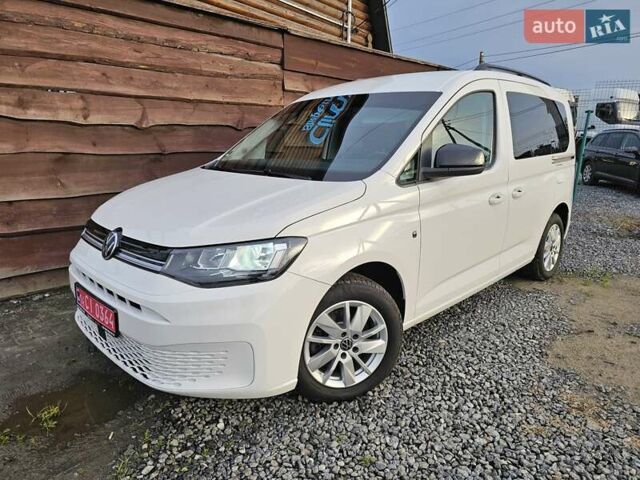 Белый Фольксваген Кадди, объемом двигателя 1.97 л и пробегом 183 тыс. км за 22950 $, фото 1 на Automoto.ua