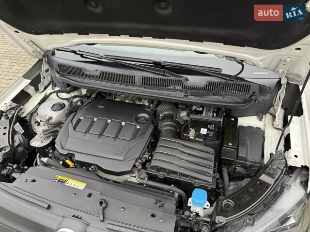 Белый Фольксваген Кадди, объемом двигателя 1.97 л и пробегом 222 тыс. км за 20999 $, фото 88 на Automoto.ua