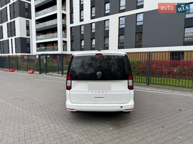 Белый Фольксваген Кадди, объемом двигателя 1.97 л и пробегом 240 тыс. км за 15664 $, фото 4 на Automoto.ua