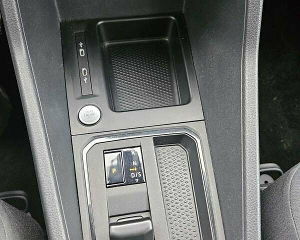 Белый Фольксваген Кадди, объемом двигателя 2 л и пробегом 203 тыс. км за 26300 $, фото 27 на Automoto.ua