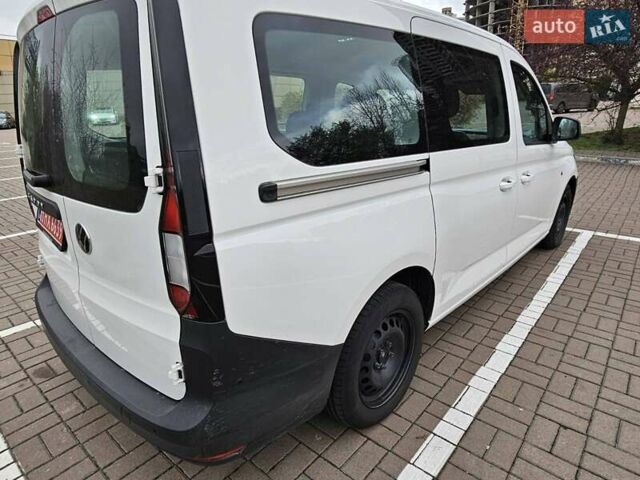 Белый Фольксваген Кадди, объемом двигателя 2 л и пробегом 203 тыс. км за 26300 $, фото 2 на Automoto.ua