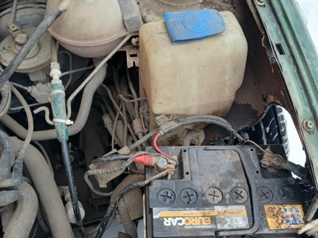 Белый Фольксваген Кадди, объемом двигателя 0 л и пробегом 300 тыс. км за 474 $, фото 6 на Automoto.ua