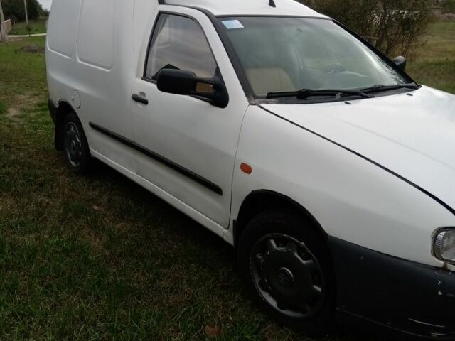 Білий Фольксваген Кадді, об'ємом двигуна 1.9 л та пробігом 141 тис. км за 1700 $, фото 2 на Automoto.ua