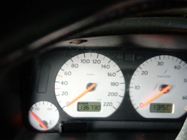 Білий Фольксваген Кадді, об'ємом двигуна 1.9 л та пробігом 141 тис. км за 1700 $, фото 4 на Automoto.ua