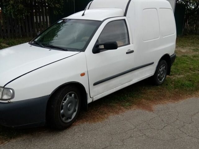 Білий Фольксваген Кадді, об'ємом двигуна 1.9 л та пробігом 141 тис. км за 1700 $, фото 1 на Automoto.ua