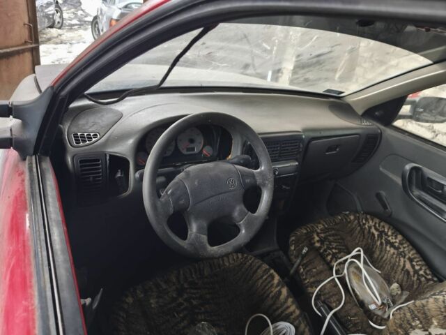 Белый Фольксваген Кадди, объемом двигателя 0 л и пробегом 200 тыс. км за 350 $, фото 4 на Automoto.ua