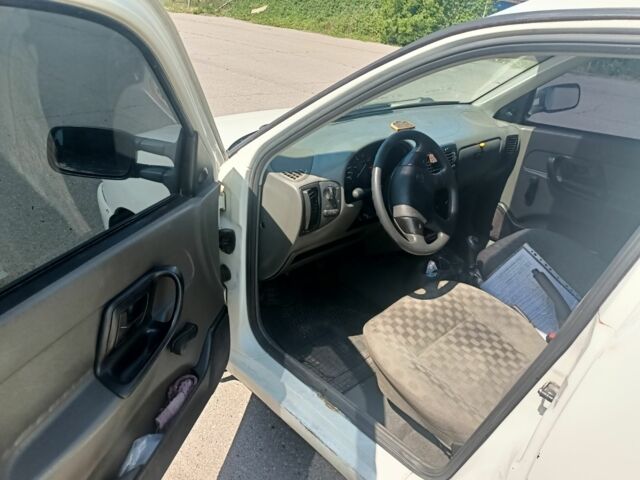 Белый Фольксваген Кадди, объемом двигателя 1.9 л и пробегом 1 тыс. км за 2700 $, фото 6 на Automoto.ua